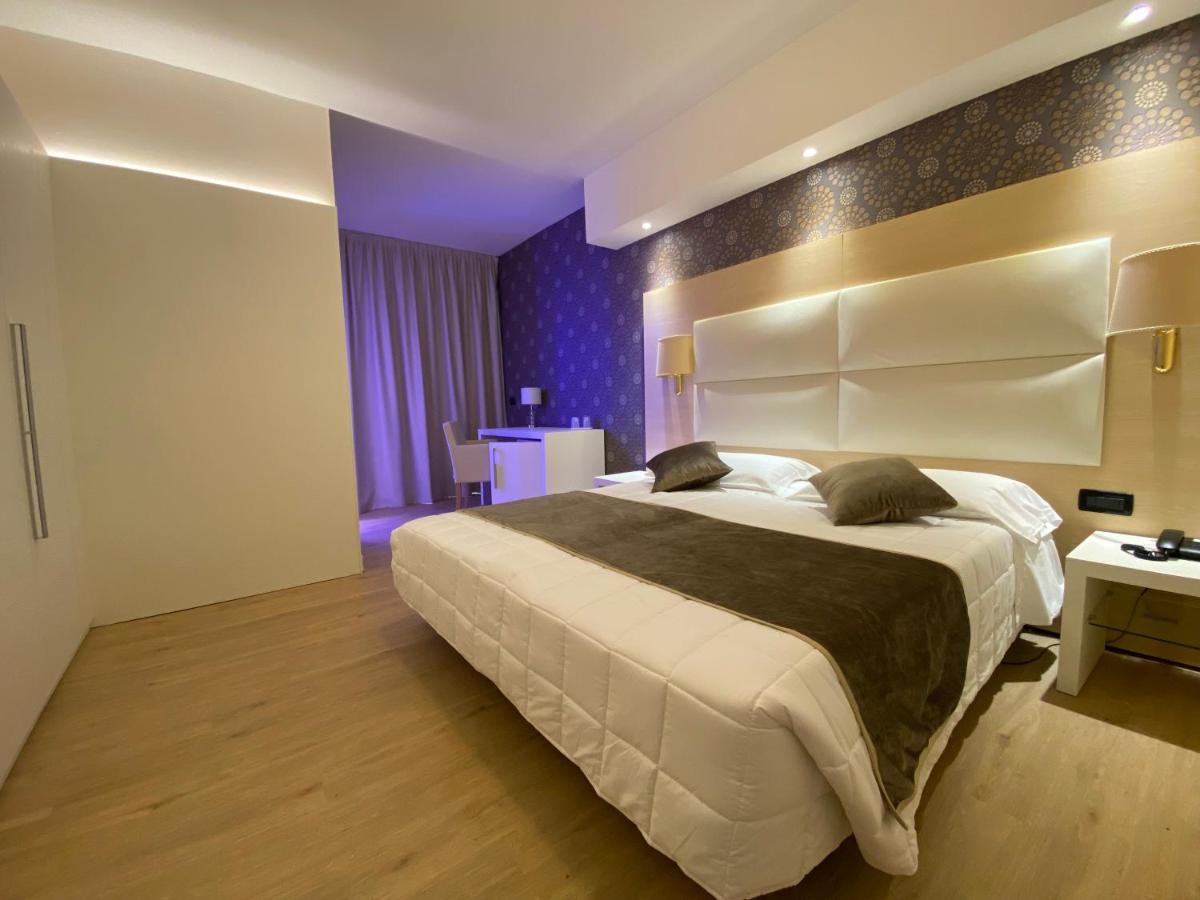 Hotel Conca Verde Линьяно-Саббьядоро Экстерьер фото