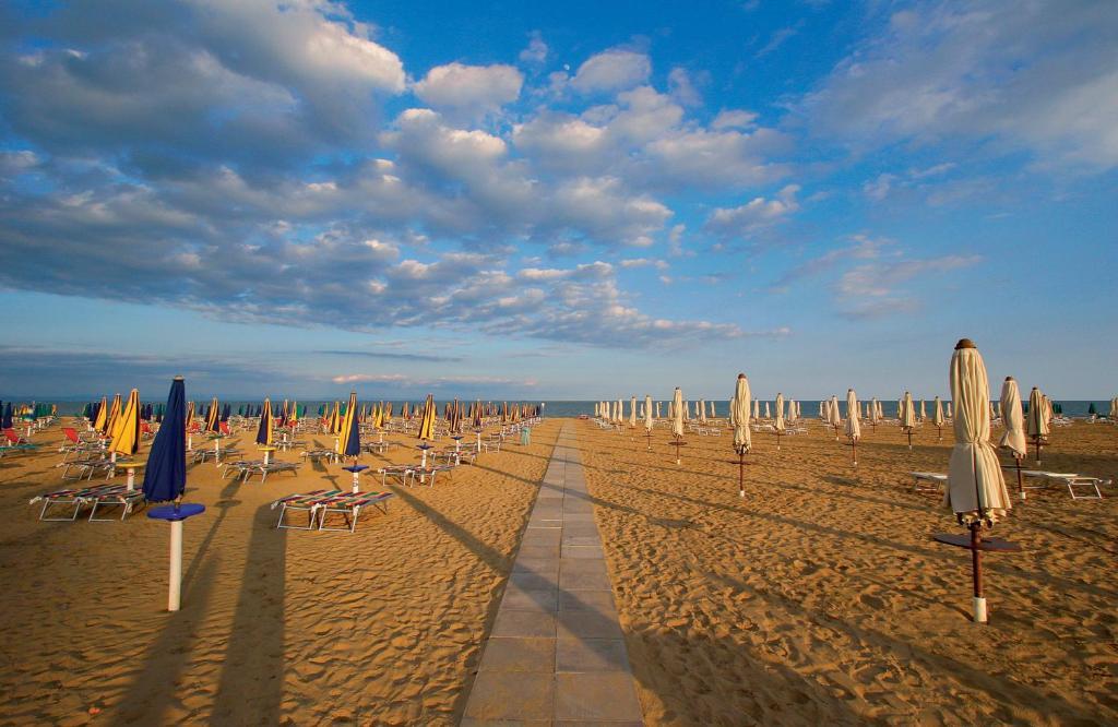 Hotel Conca Verde Линьяно-Саббьядоро Экстерьер фото